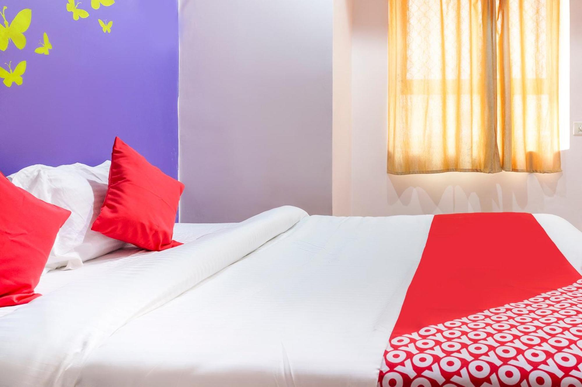 Spot On Sunshine Inn Haidarábád Kültér fotó